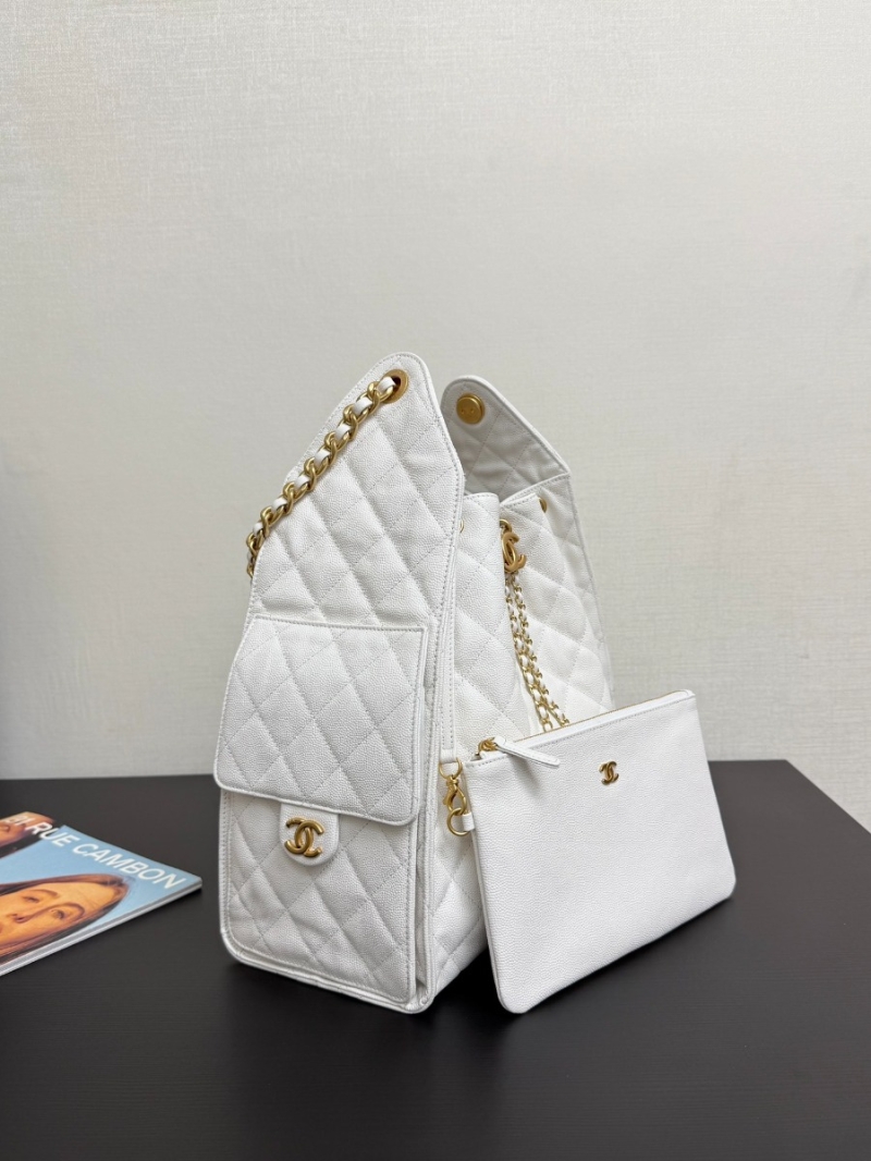 Chanel 25C Large Bucket Bag in Grained Calfskin AS5311 White