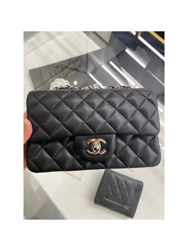 Chanel Quilted Mini Classic Flap 20cm in Black Lambskin Bag